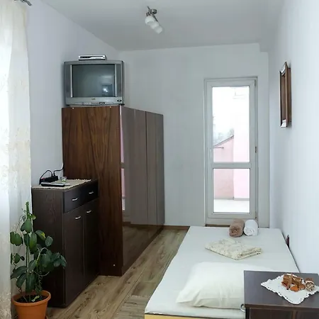 Daire Bay Apt. - Relaxed 2-bedroom With Sea View *