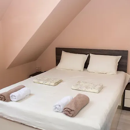 Bay Apt. - Relaxed 2-bedroom With Sea View Daire *