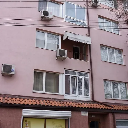 Daire Bay Apt. - Relaxed 2-bedroom With Sea View Varna